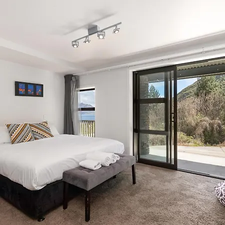 Closeburn Lakeview House Queenstown Exterior photo